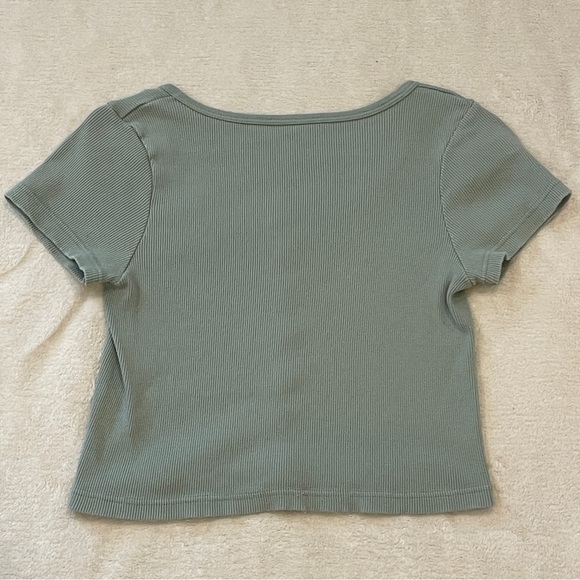 NWOT Brandy Melville/John Galt Zelly Short Sleeve Top - Picture 4 of 4